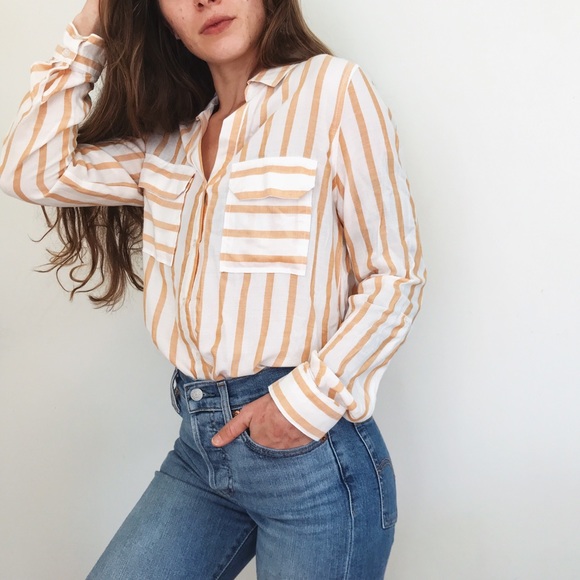 Sweet Wanderer Tops - NWOT Peachy striped button-down